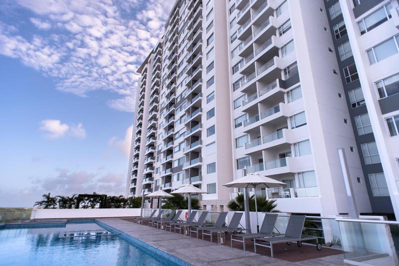 Malecon Rentals Cancún Exterior foto